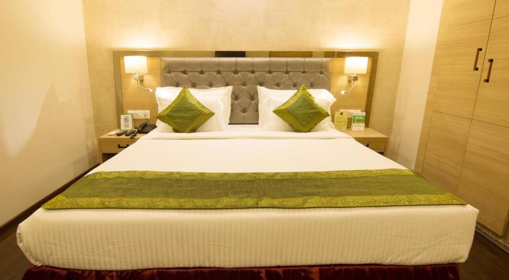 Kc Manor Hotel Джамшедпур Екстериор снимка