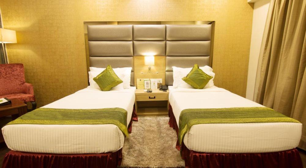 Kc Manor Hotel Джамшедпур Екстериор снимка