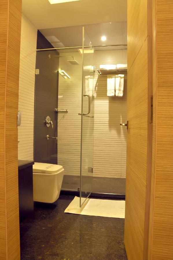 Kc Manor Hotel Джамшедпур Екстериор снимка